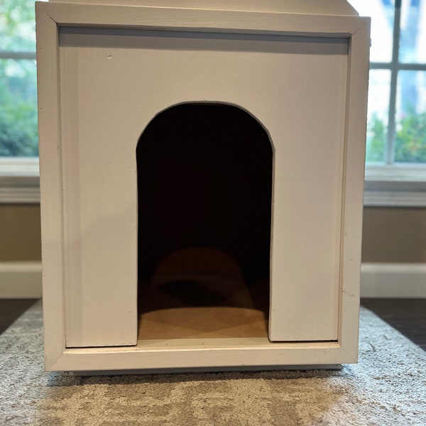 Cat Litter Box Enclosure / Cat House (20inW x 20inD x 24inH)