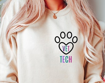 Veterinarian Sweater, Vet Tech Sweater, Veterinarian Gift, Customize Vet Gifts, Personalize Vet Tech Gift, Veterinarian Gift, Vet Tech Shirt