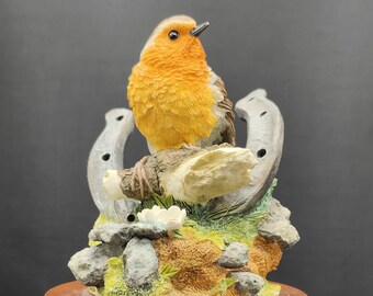 Robin Fine Art Sculpture, By Border Fine Arts, Hand painted Figure, By Russell Willis, Robin On Horseshoe Coded 484318