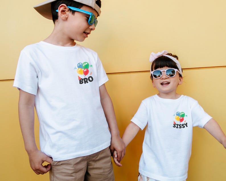 Es macht Spaß, ein Geburtstagsfamilien-Shirts zu sein, Ballon-Geburtstags-Mamma-Dada-T-Stück, personalisierter erster Geburtstag passender Komfortfarben-Hemd Bild 10