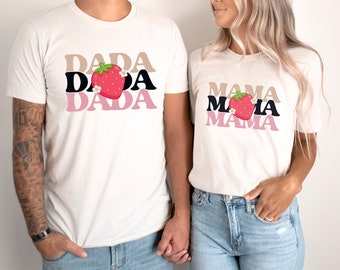 Camicie abbinate alla famiglia per il primo compleanno di Berry, camicia di compleanno alla fragola, camicia per la mamma alla fragola, vestito per il primo compleanno di Berry, maglietta rosa alla fragola