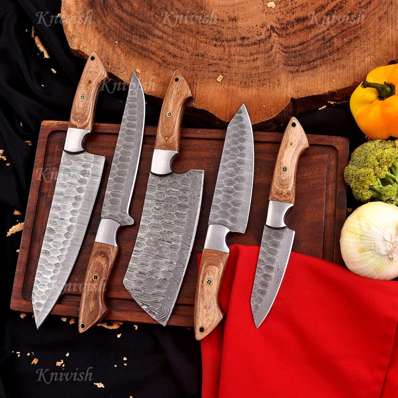 full tang , forged blade , sharp edge,  ergonomic handle
high carbon steel rust-resistant razor sharp 8 inch chef knife precision cutting balanced knife Japanese chef knife German chef knife Western-style knife santoku knife gyuto knife Chef  Knife Kitchen Tools Knife Skills Culinary Gear Home Chef Knife Addict Knife Porn Cooking Essentials Kitchen Goals Foodie Finds meal prep home cooking food prep tools knife skills chopping vegetables slicing meat dicing onions