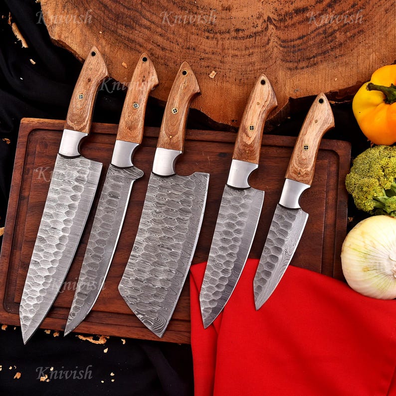 full tang , forged blade , sharp edge,  ergonomic handle
high carbon steel rust-resistant razor sharp 8 inch chef knife precision cutting balanced knife Japanese chef knife German chef knife Western-style knife santoku knife gyuto knife Chef  Knife Kitchen Tools Knife Skills Culinary Gear Home Chef Knife Addict Knife Porn Cooking Essentials Kitchen Goals Foodie Finds meal prep home cooking food prep tools knife skills chopping vegetables slicing meat dicing onions
