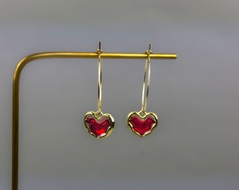 Boucles d'oreilles coeur style vintage | Créoles en or | Créoles en cornaline et cristaux rouges | Créoles coeur diamant rouge | Cadeau pour elle