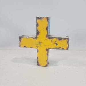 Carácter especial "+" signo más elaborado a partir de bidones de petróleo reciclados | 14 o 30 cm | diferentes colores