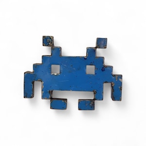 Invasor del espacio | Figura reciclada | Decoración de pared
