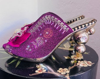 Embroidered & Beaded Jeweled Purple Silken Bubble  4"Heels Mules Size 9.5