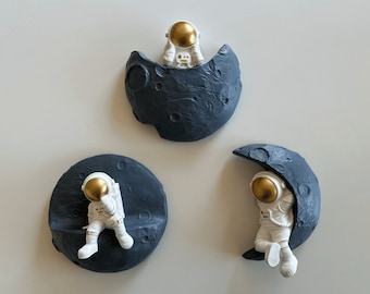 Astronaut Moon Wall Sculpture: Nursery Space Decor