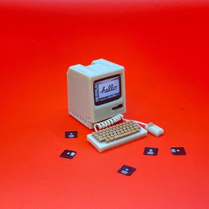 Miniature Retro Computer 3D STL – 1:12 Scale Vintage Desktop PC with Monitor & Keyboard for 3D Printing, Digital File, Commercial License