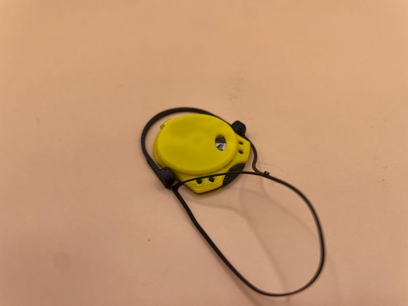 Tiny headphone and disc combo for dioramas