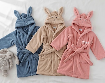 Roupão infantil personalizado com faixa de tecido macio | Toalha de banho com nome personalizado | Roupão de lã coral felpuda | Presente para bebês e crianças