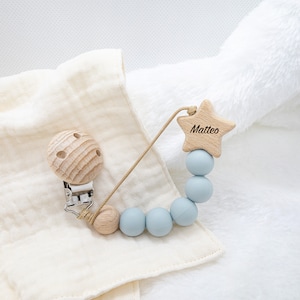 Personalized Pacifier Cilp/Attachment Clip / Star Beech Wooden Clip / Silicone Clip / Personalised Clip / Keychains