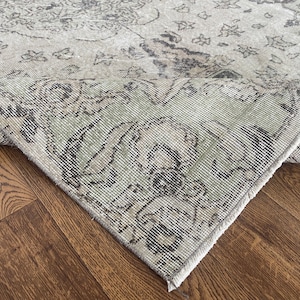 Handmade 5x9 Oushak Rug: Beige Green Vintage Turkish Wool Rug