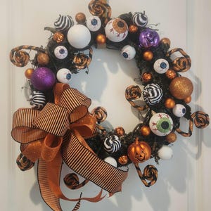 Spooky Halloween Wreath