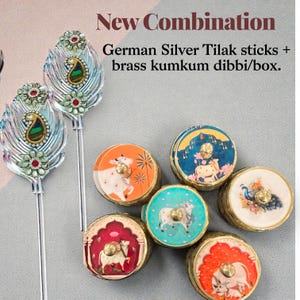Scatola Kumkum in ottone: bastoncini di Tilak in argento tedesco, Ugadi Navratri Puja Thambulam Restituisci regali indiani