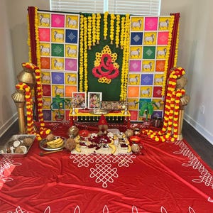 Cloth Rangoli Rangoli Kolam Backdrop: Traditional Indian Pooja Decoration, Green/red ...