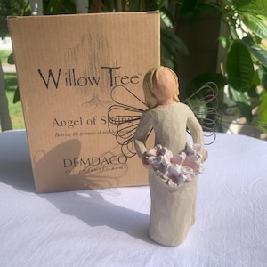 Willow Tree “Angel of Spring” – Retired Figurine – Rare Find