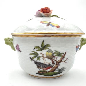 Herend Rothschild Bird Bonbonniere: Vintage Hungarian Porcelain Dish with Rose Knob Cover