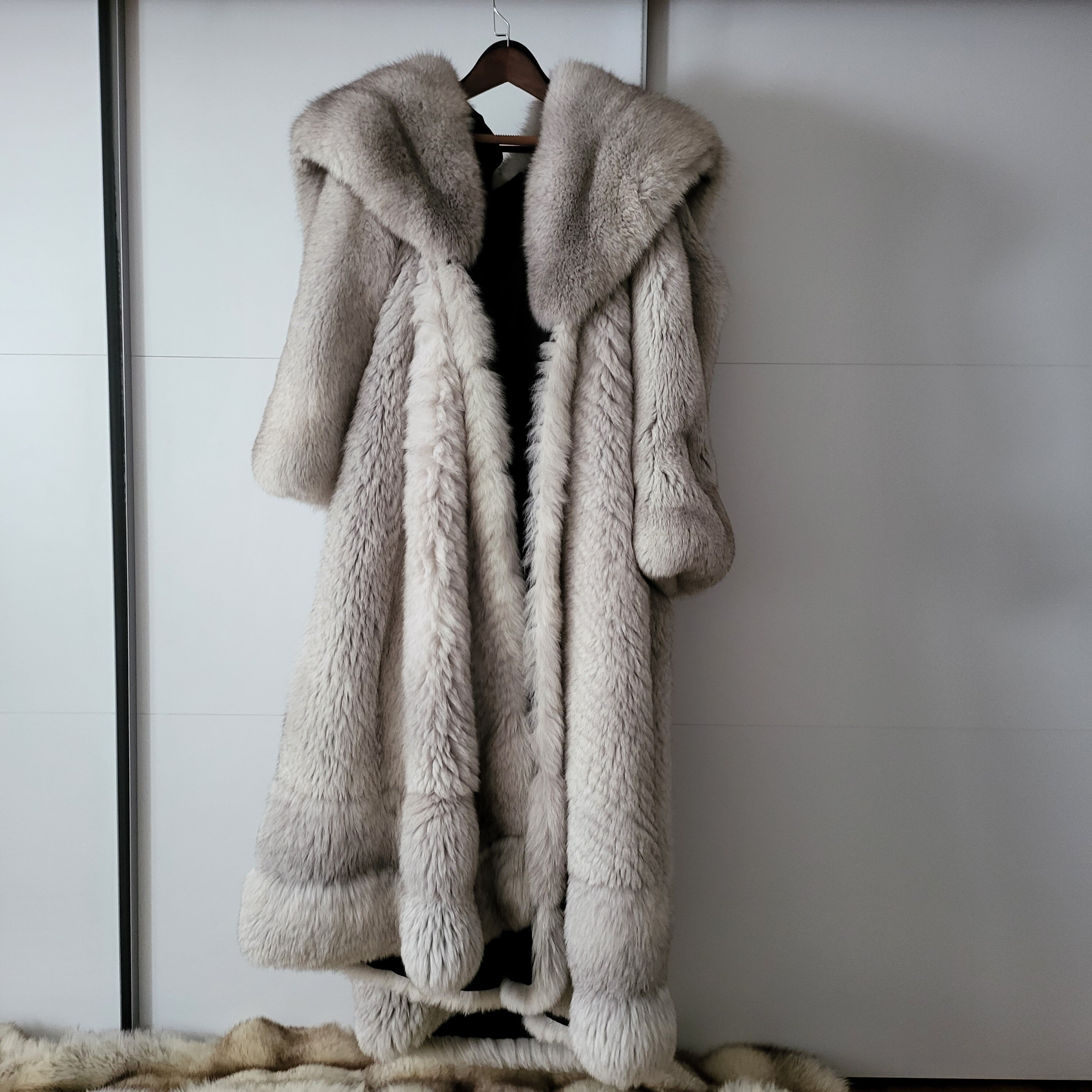 Gray Mink Coat With Silver Light Fox Hood, Real Mink Fur Coat, Real Fur  Coat, Luxury Fur Coat 