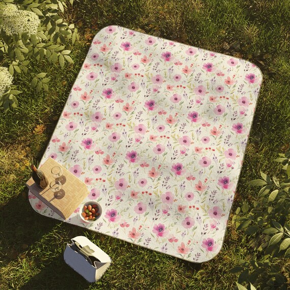 Pink and white picnic blanket sale