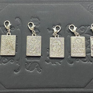 Tarot Charm Set – 6 Divination Symbols for Jewelry, Bracelets & Keychains – Mystical Gifts for Witches and Tarot Lovers
