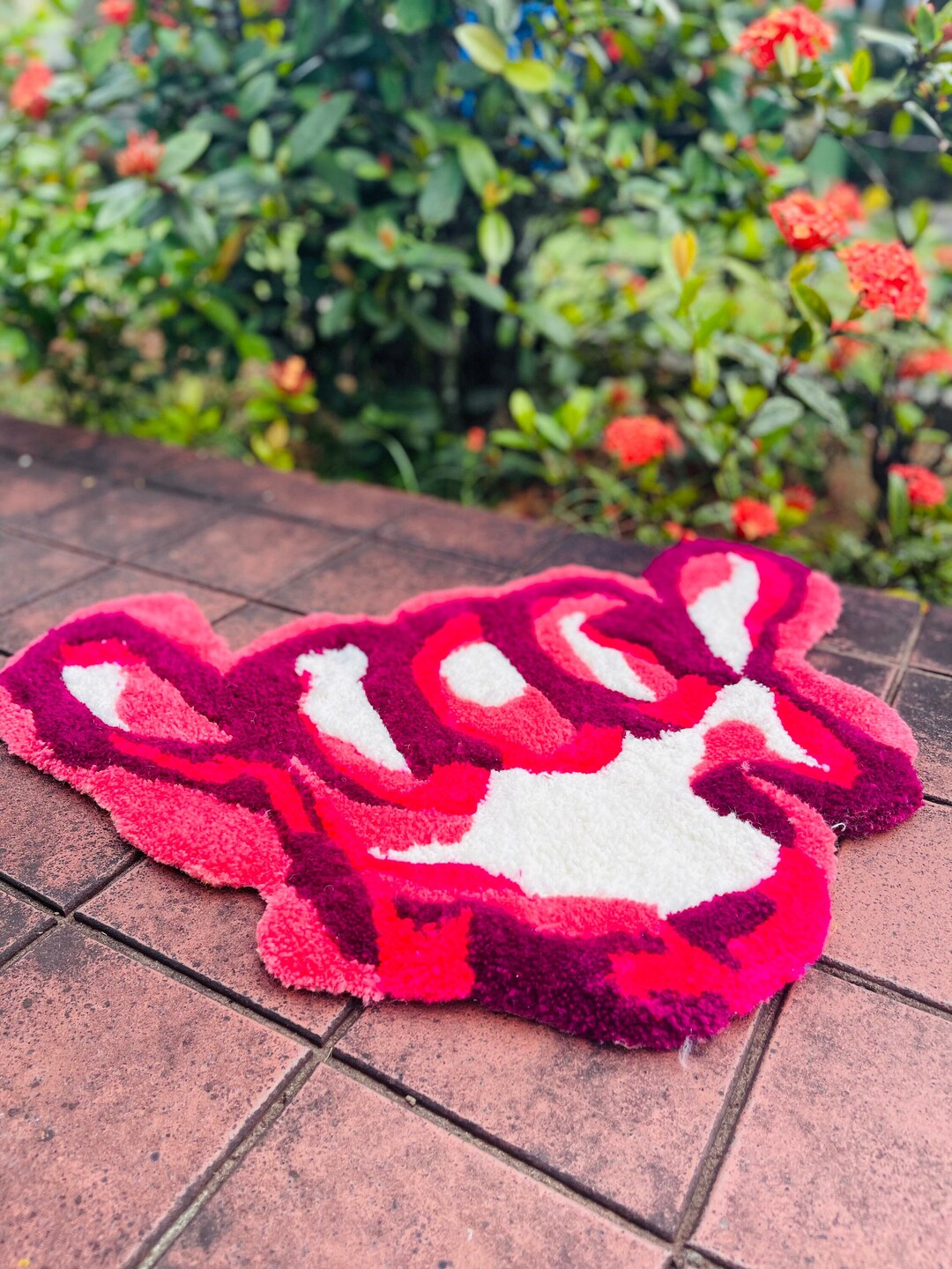 Strawberry Shaka Rug - Etsy