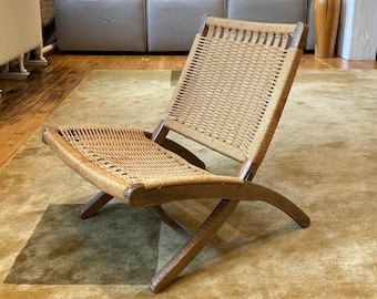 Vintage Hans Wegner Style Mid Century Modern Rope Folding Chair