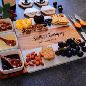 Personalized Cutting Board, Charcuterie Board, Wedding Gift, Bridal Shower, Housewarming Gift, Unique Hostess Gift, Engagement Present