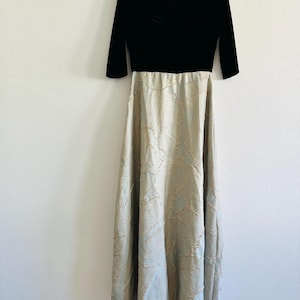 Elegant Black Velour Evening Dresses A-Line / V-Neckline 3/4 Sleeve Floor-Length / Long Evening Party Formal women Dresses Size M