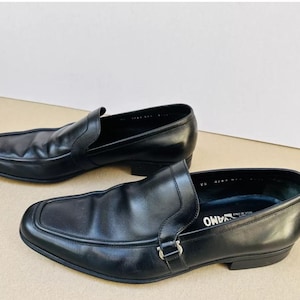 FERRAGAMO Mens Casual Dress Shoes Black Leather Italian  Loafers Size 9.5 E