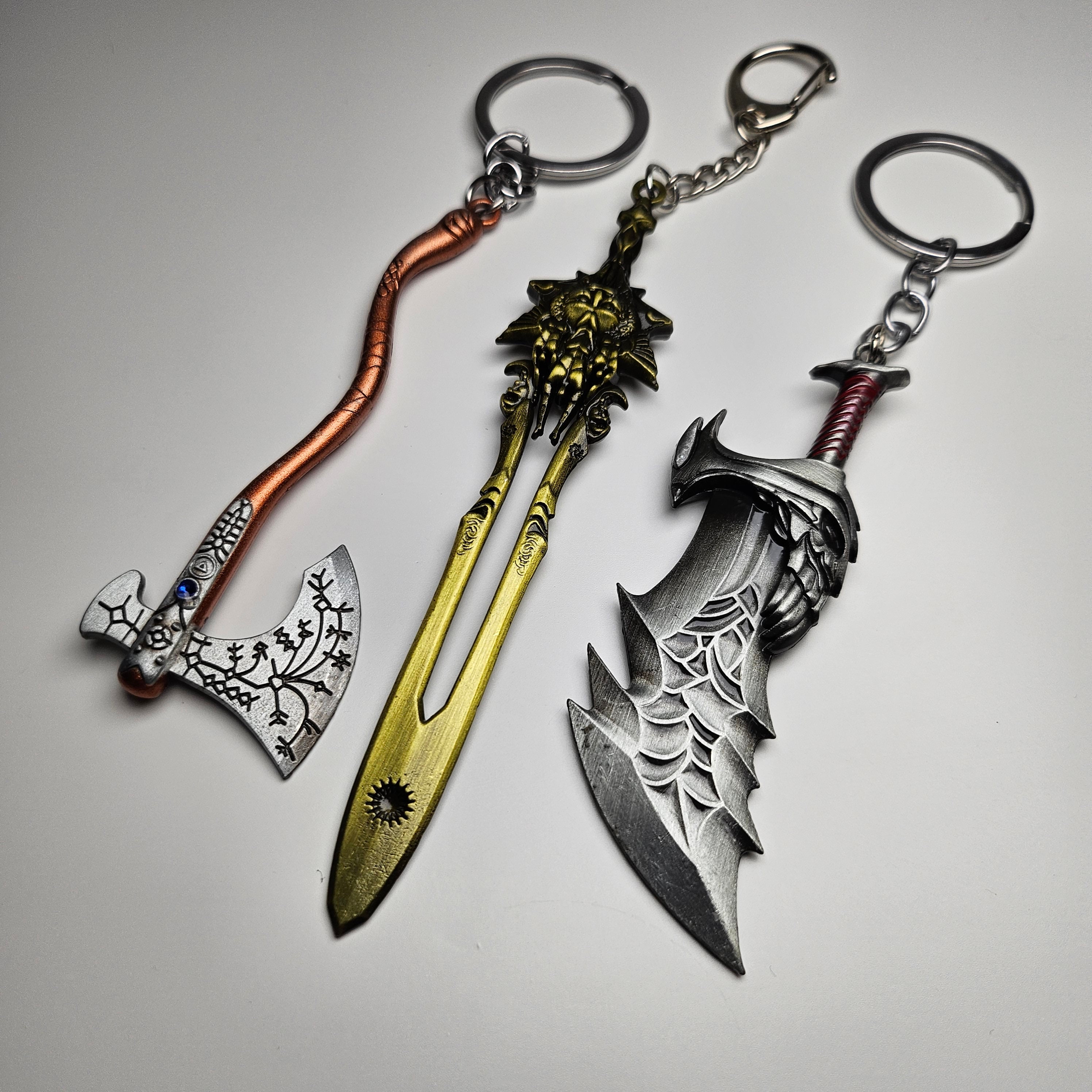 God of War 5 Ragnarok Keychain Thor's Hammer Mjolnir Key Chain Ring  Levitan's Axe Keyring Blades of Exile Chaos Game Accessories