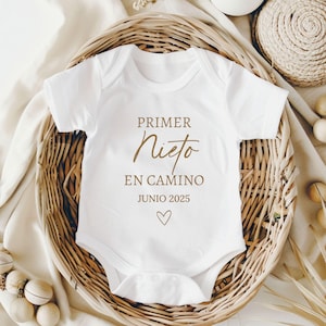 Spanish Pregnancy Announcement, Anuncio de Embarazo, Spanish Pregnancy Reveal, Hola Abuelitos Baby Onesie, Abuela Abuelo Announcement