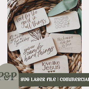 Szczęśliwe notatki SVG | Plik do cięcia i grawerowania laserowego | Pobieranie cyfrowe | Plik SVG Glowforge | Karta drewniana SVG | Karta portfelowa SVG | Mała notatka SVG