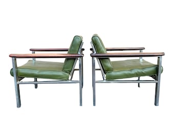 Mid Century Lounge Chair Pair – Flat Chrome Bar Frame – Low Profile Milo Baughman Style Chairs