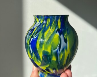 Mini vase vintage en verre d'art tchèque