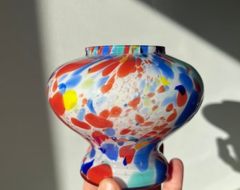 vase vintage en verre d'art tchèque