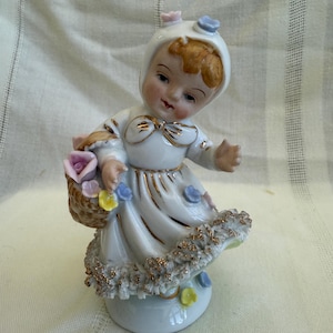 Vintage NORCREST Ceramic Girl, 1950s Spaghetti Lace, MCM Porcelain Girl Doll, Carrying Basket, Midcentury Collectible Dolls, Made in Japan