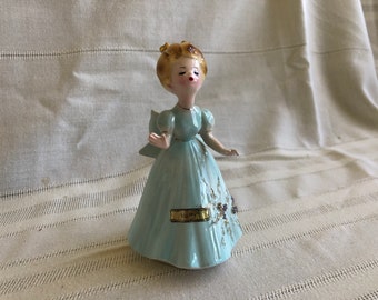 1950s JOSEF Originals Betty Doll Figurine, MINT CONDITION, Ceramic Porcelain Kissing Boy with Flowers, Collectible Dolls, First Love Series