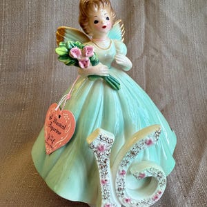 Musical Vintage JOSEF ORIGINALS 16th Birthday Figurine, 1960s Porcelain Girl in Green Blue Dress, MINT Condition, Birthday Music Box, Japan