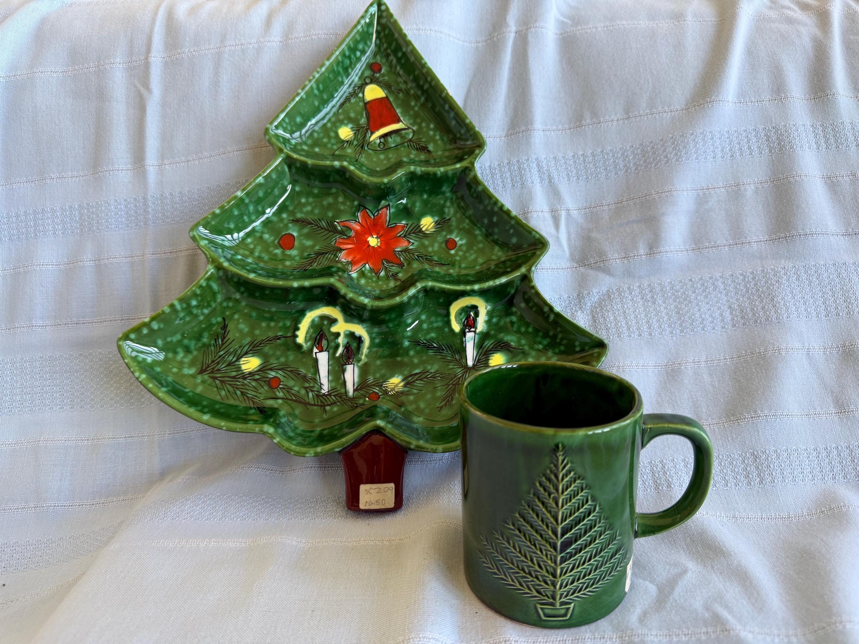 MINT 1960s NORCREST Christmas Tree Platter and Mug, (set of 2