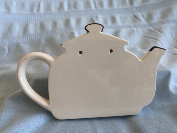 Vintage Tea Pot Kitchen Wall Pocket, 1950-70s Ceramic Funny