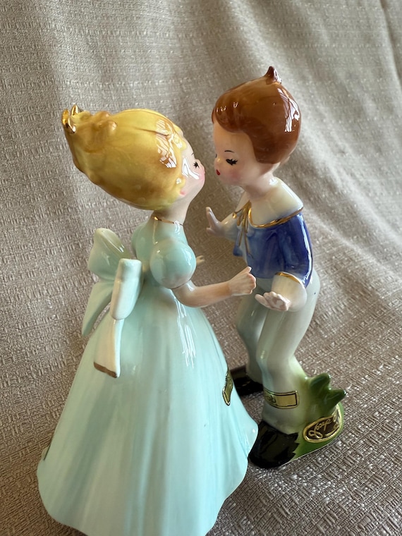 2 Figurines Vintage Boy And Girl Ceramic's Vintage￼￼ | eBay