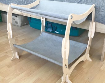 Handgemaakte tweepersoons kattenhangmat: moderne houten meubels voor grote katten