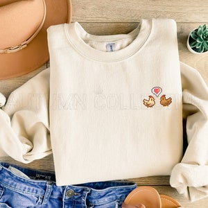 Chicken Stardew Valley Sweatshirt, Gift for Him and Her, Video Game Art, Pixel Art, 8Bit, Christmas Gift, Chicken Sweater,Cozy Gamer, Gaming