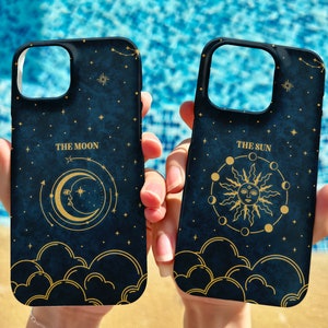 Carte de tarot - Soleil et lune célestes - Etui de téléphone étoiles astrologie spatiale Correspondant aux couples Personnalisée Personnalisable pour iPhone 16 et Samsung
