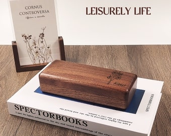 Estuche de madera para gafas con diseño de flor de nacimiento personalizado – Portagafas retro