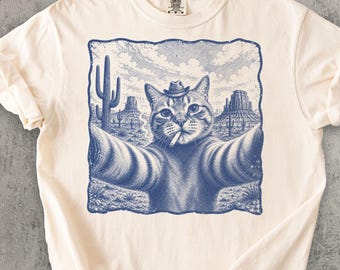Funny Cowboy Cat Selfie Shirt, Western Cat Graphic Tee, Cowboy Kitty T-Shirt, Wild West Cat Gift, Vintage Desert Cat Shirt