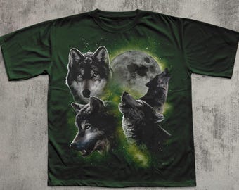 Howling Wolves Vintage 90s Graphic Shirt, Wolf Moon Tee, Old-school Tshirt, Summer Tees, Wolf Gifts, Retro T-shirt, Oversized Clothes
