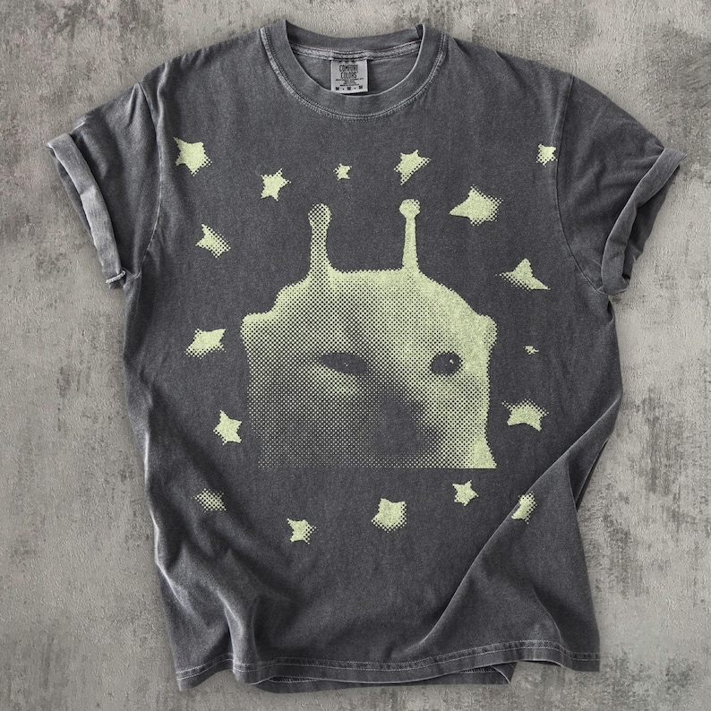 Camiseta con meme de gato alienígena Y2k, camiseta divertida de gatito, camiseta con gráfico vintage, camiseta de gatos raros, ropa retro de los 90, colores cómodos, regalo para ella y él. imagen 1