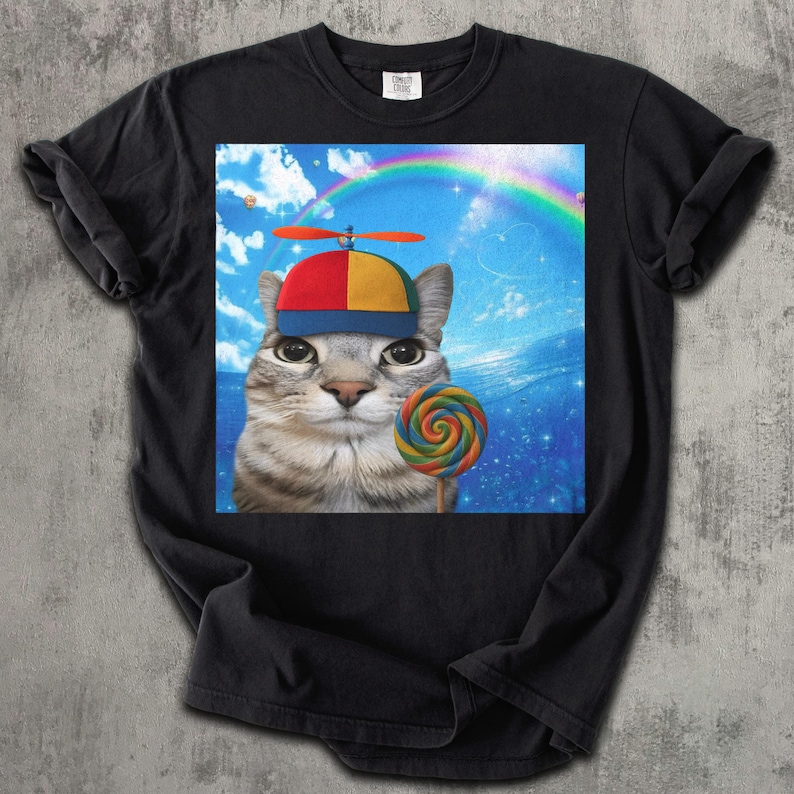 Happy Cat Dreamcore T-shirt, Funny Cats Shirt, Brainrot Meme Tee, Silly Kitten Tee, Cat Lover Gifts, Weird Tees, Gen Z Humor Tshirt Comfort Colors Black
